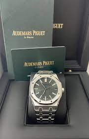 3 Audemars Piguet: Fusion of Tradition and Avant-Garde